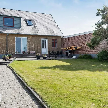 펜션 4 Person Holiday In V *