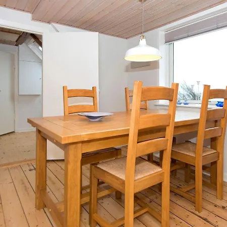 4 Person Holiday In V Holiday home